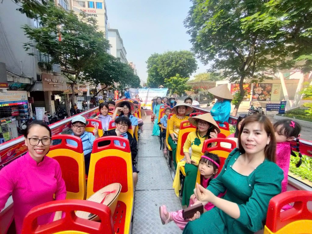 xe buýt 2 tầng Hồ Chí Minh